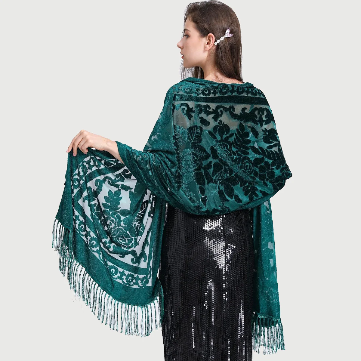 Lady Velvet Scarf Women's Long Green Jacquard Scarves Noble Shawl Autumn Spring Poncho Luxury Pashmina Tassel Cloak Bufanda